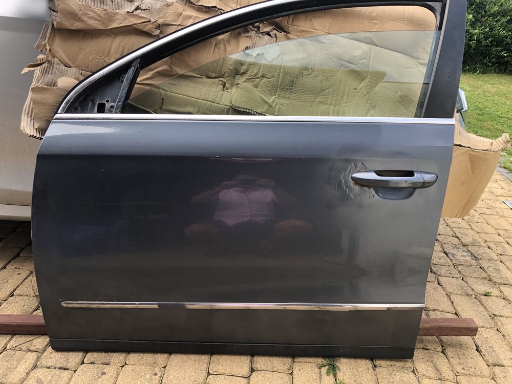 Passat B 6 LK7X dzwi lewe przod