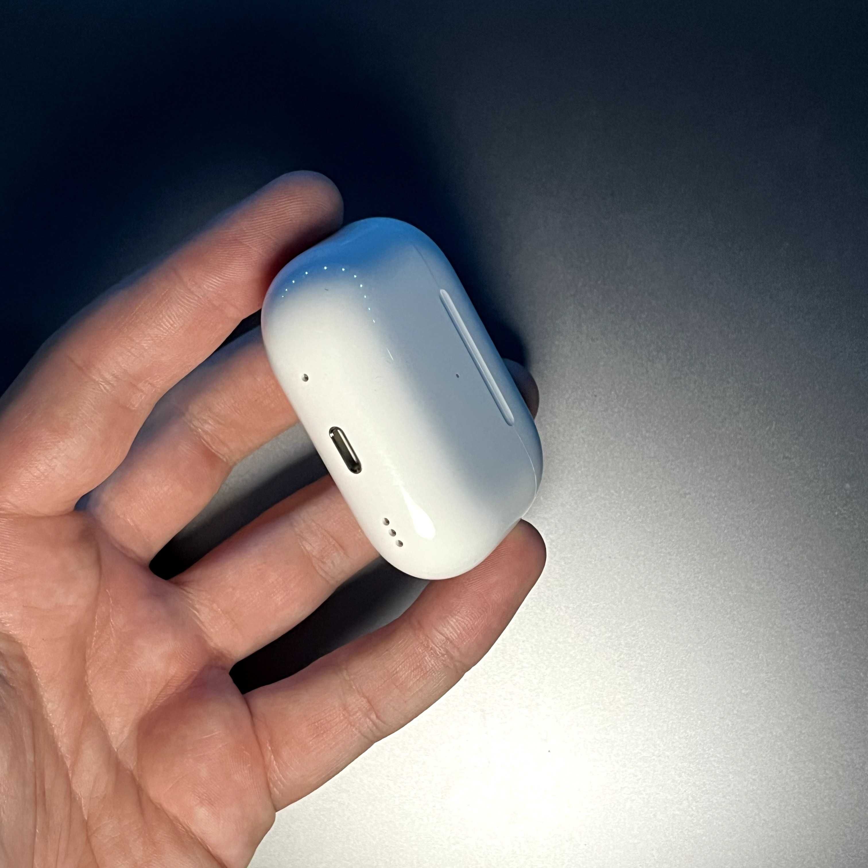 Знижка! Магазин б/у Кейс AirPods Pro 2 A2968 A2931 A2700 Оригинал