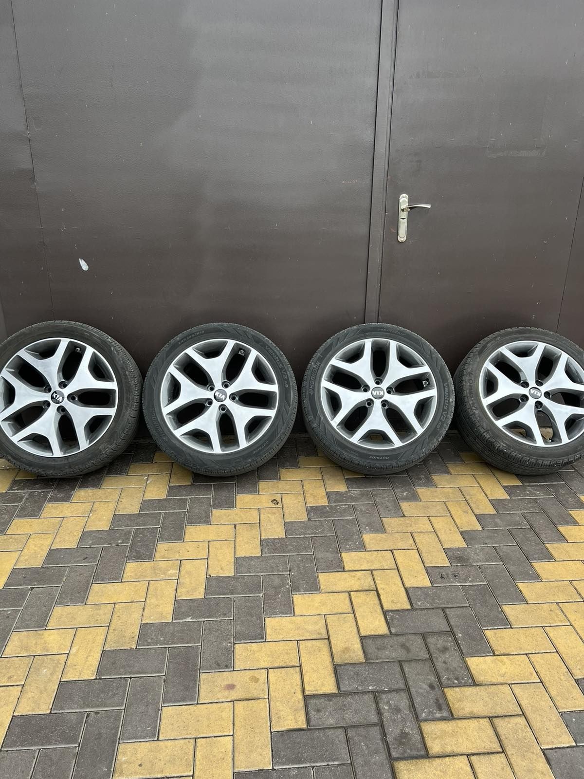 Оригінальні диски Кіа Sportage R19