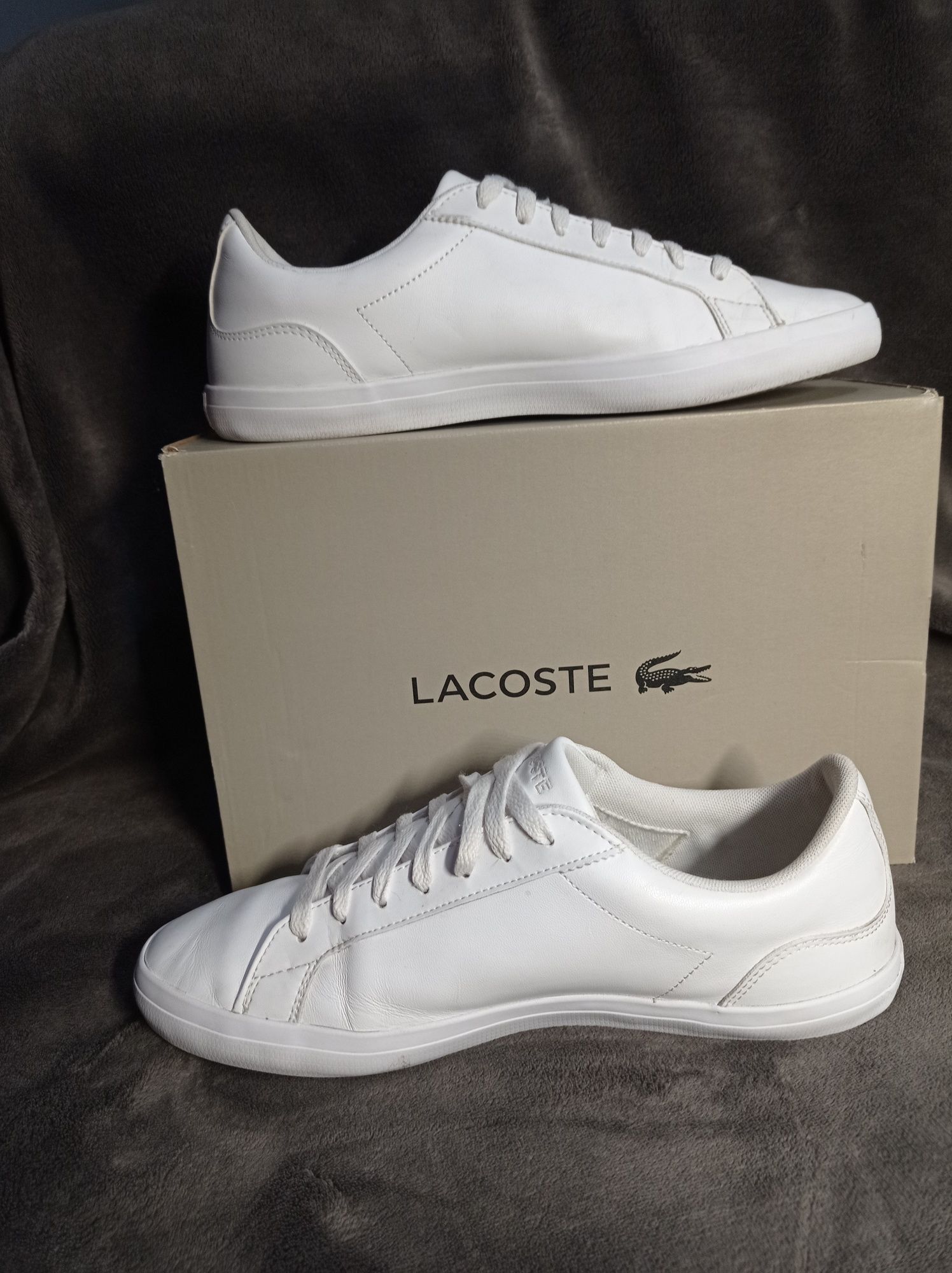 Buty Lacoste Lerond rozmiar 44 wkładka 28 cm białe skóra trampki 45