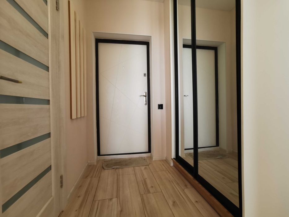 Сучасна 1-кімнатна квартира з технікою та меблями RD