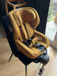 Recaro Kio Sweet Curry + baza isofix przód tył 9-18 kg