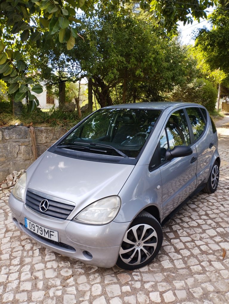 Mercedes A140 caixa automática