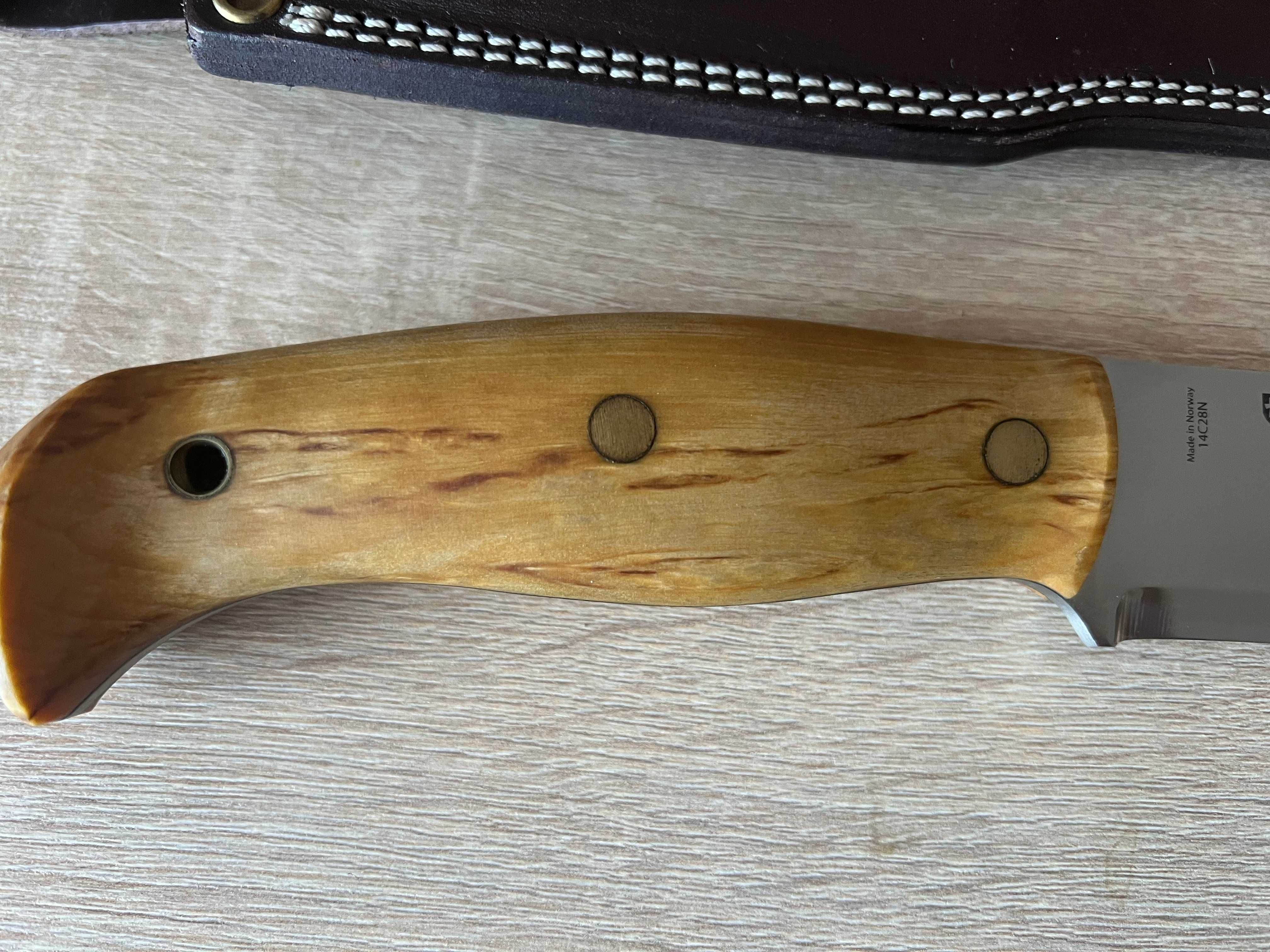 Nóż bushcraft, Helle Nord