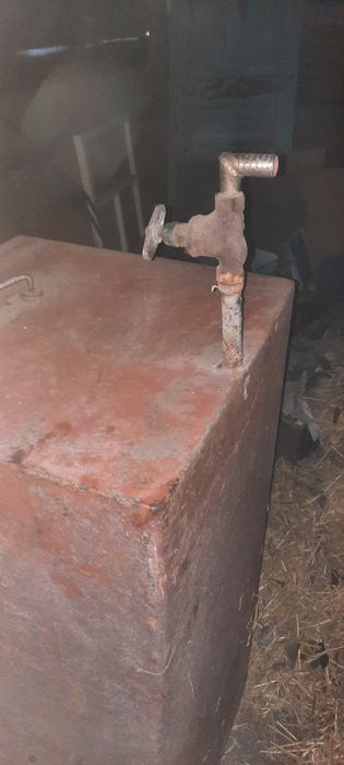 Продам железный бак