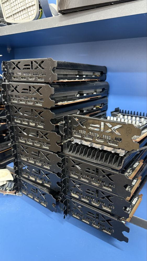 Lote placas graficas amd 5600xt