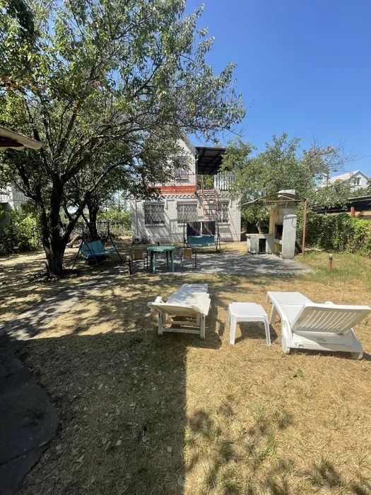 Продам дачу в Новоселовке