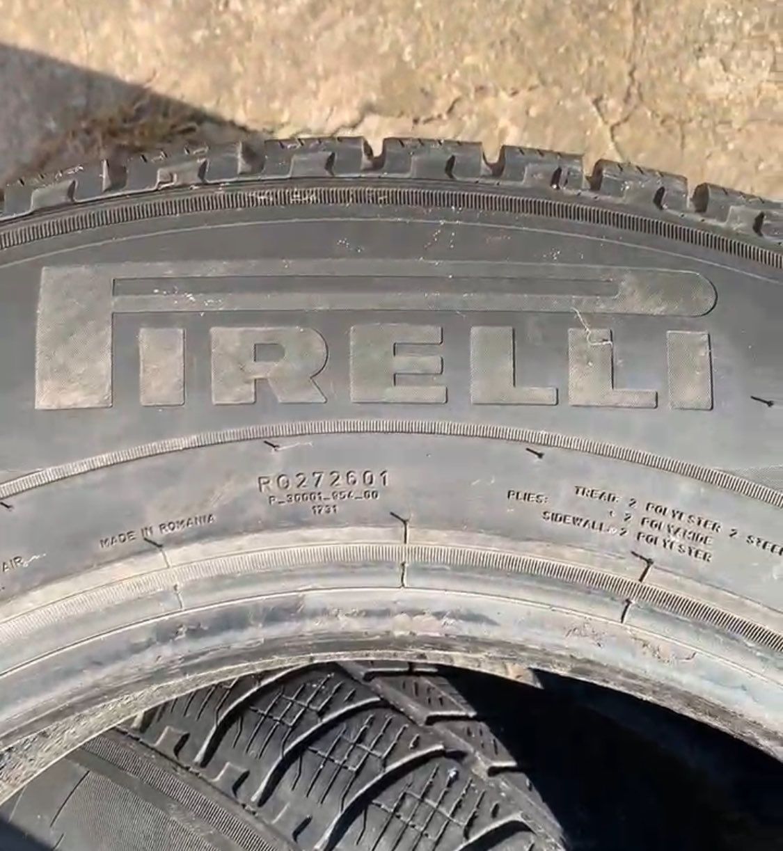 Шини R 16 Pirelli