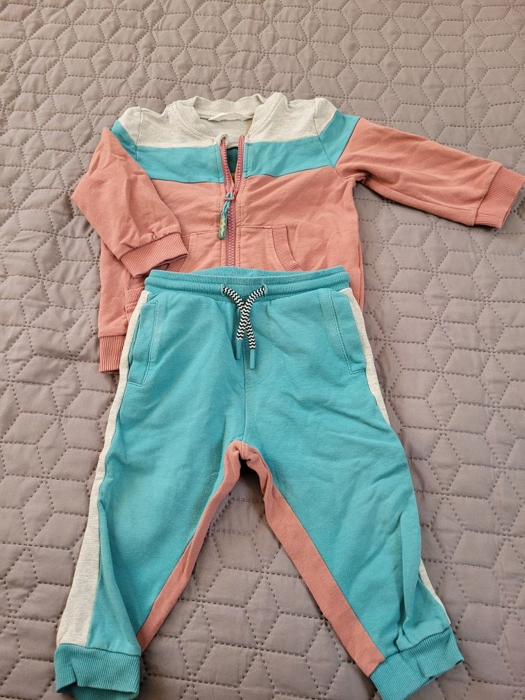 Dres bluza i spodnie cocodrillo R.80