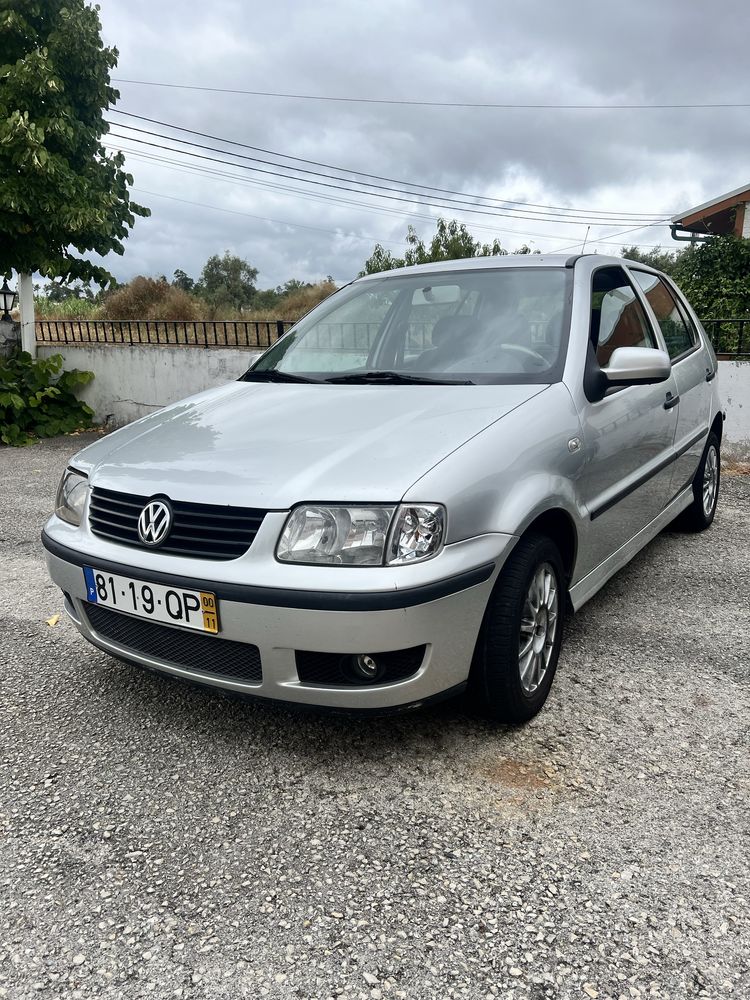 Vendo Polo 2000 1.4 tdi