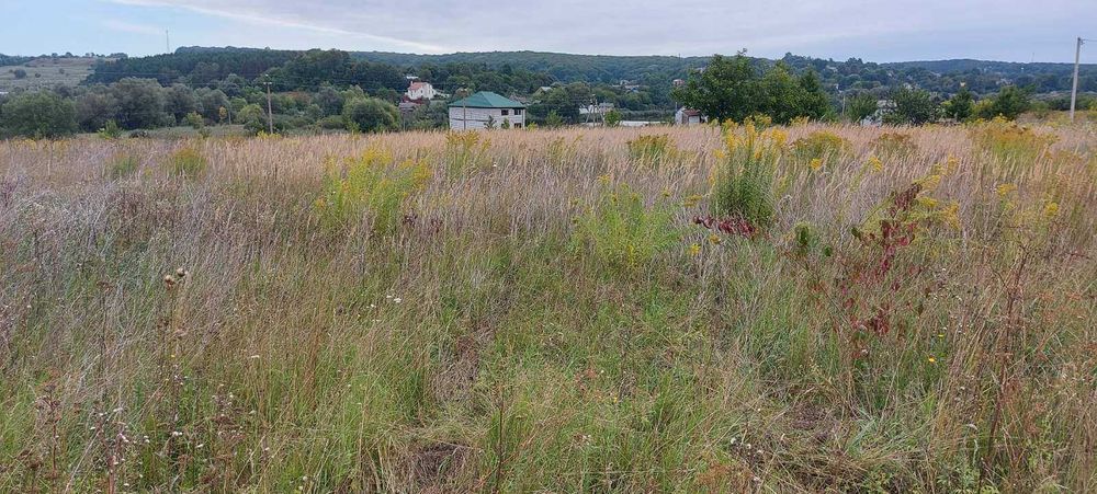 Продаж земельної ділянки під житлову забудову 15 соток с.Іванківці