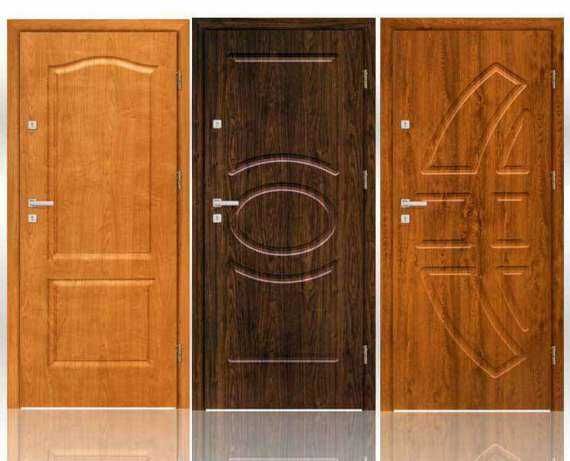 Drzwi zewwnętrzne do mieszkania drewniane i metalowe z montażem