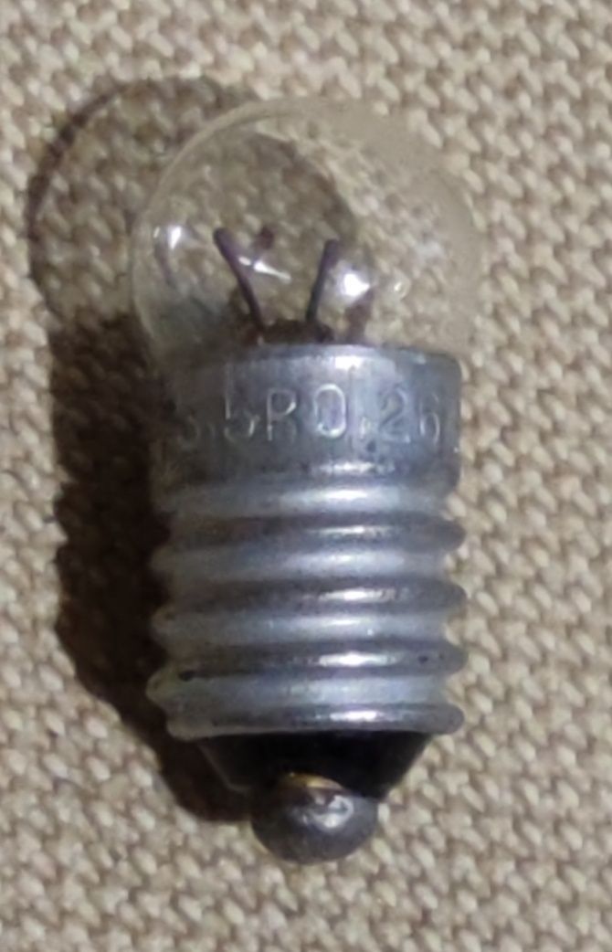 СМ28-1,5 S6s/10 28V 1,5W Лампа самолетная