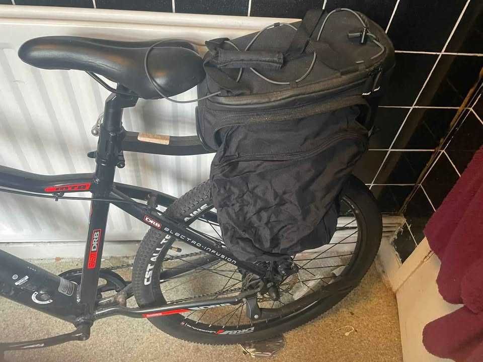 Rower elektryczny Dallingridge Coniston 700c - jak nowy, z dodatkami!
