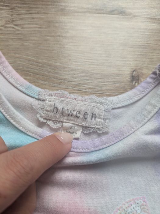 Bluzy dziewczęce 110