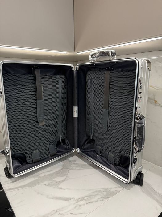 Rimowa Classic /валіза алюмінієва ручна поклажа/ручная кладь /чемодан