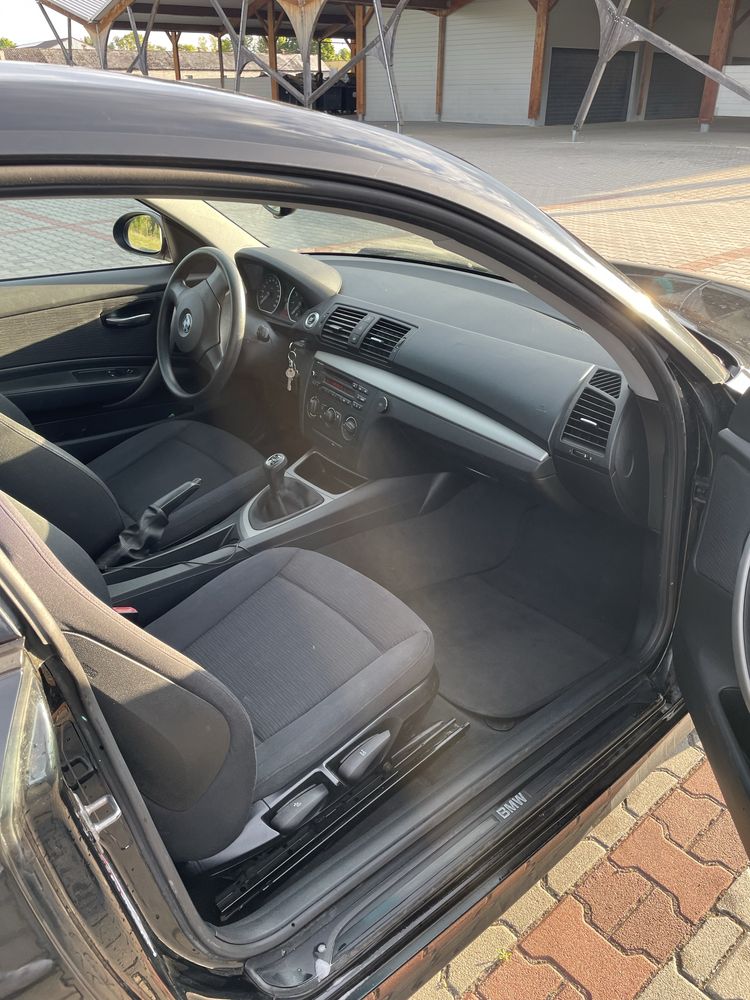BMW E87 116I 2.0 122KM 2009