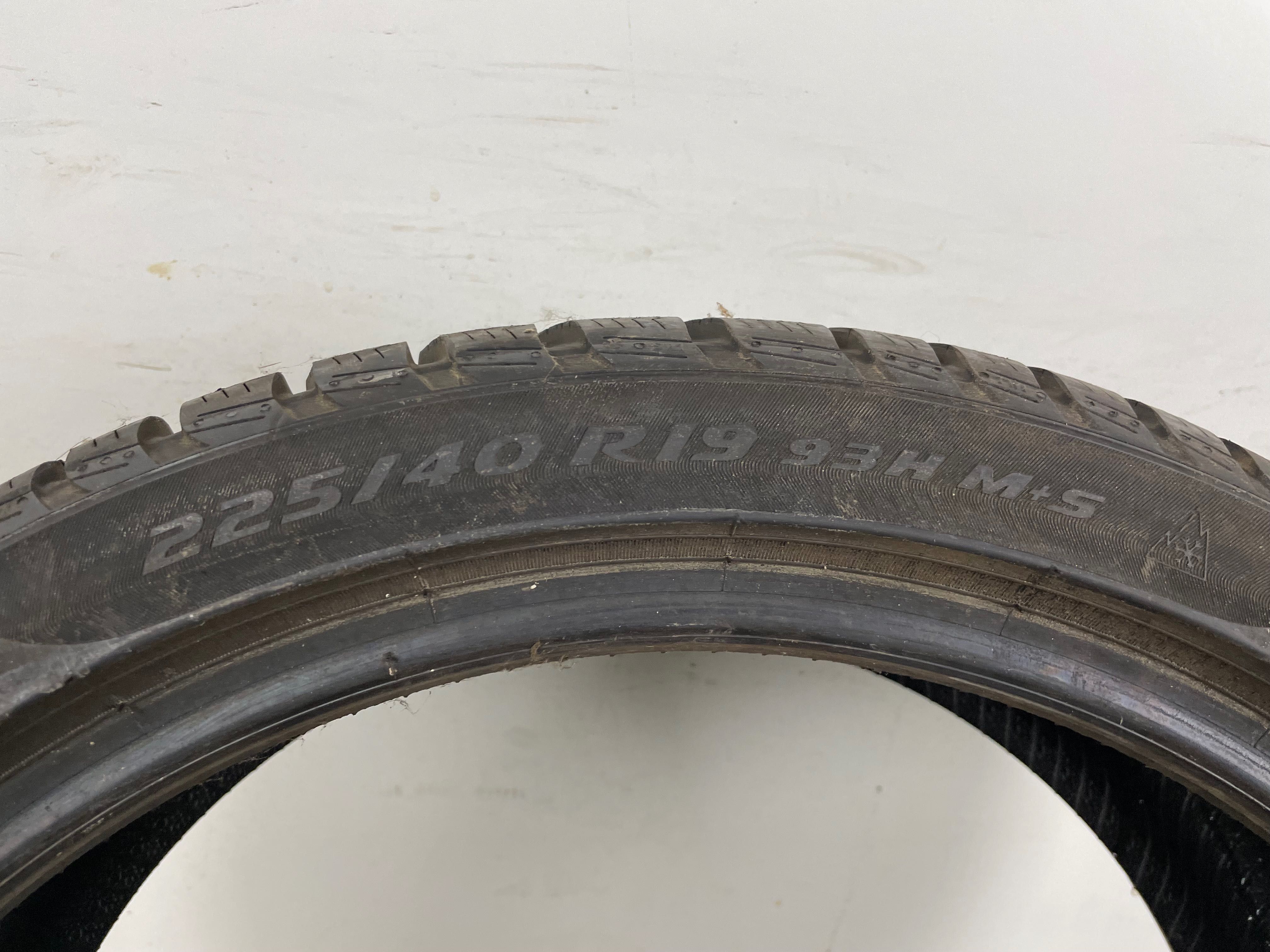 225/40R19 93H Pirelli Sottozero 3 NOWE 23rok