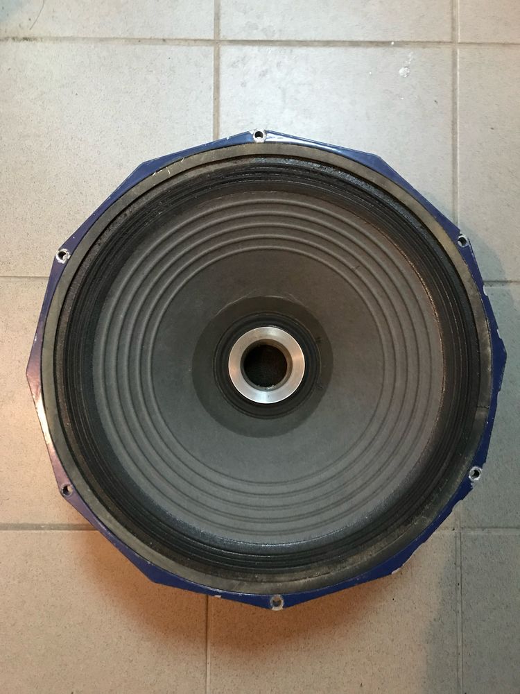 Kolumna Turbosound TFM-2 drum fill 3 drożne