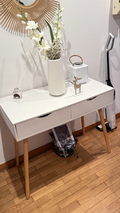 Secretaria estilo escandinavo