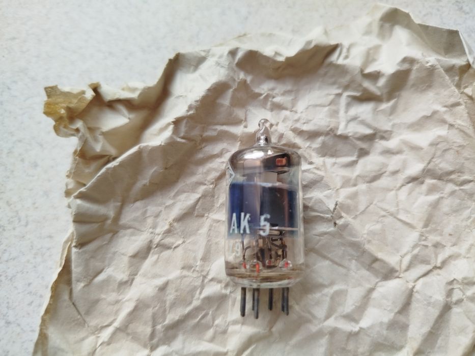 Lampa elektronowa EF95 6AK5 Telefunken