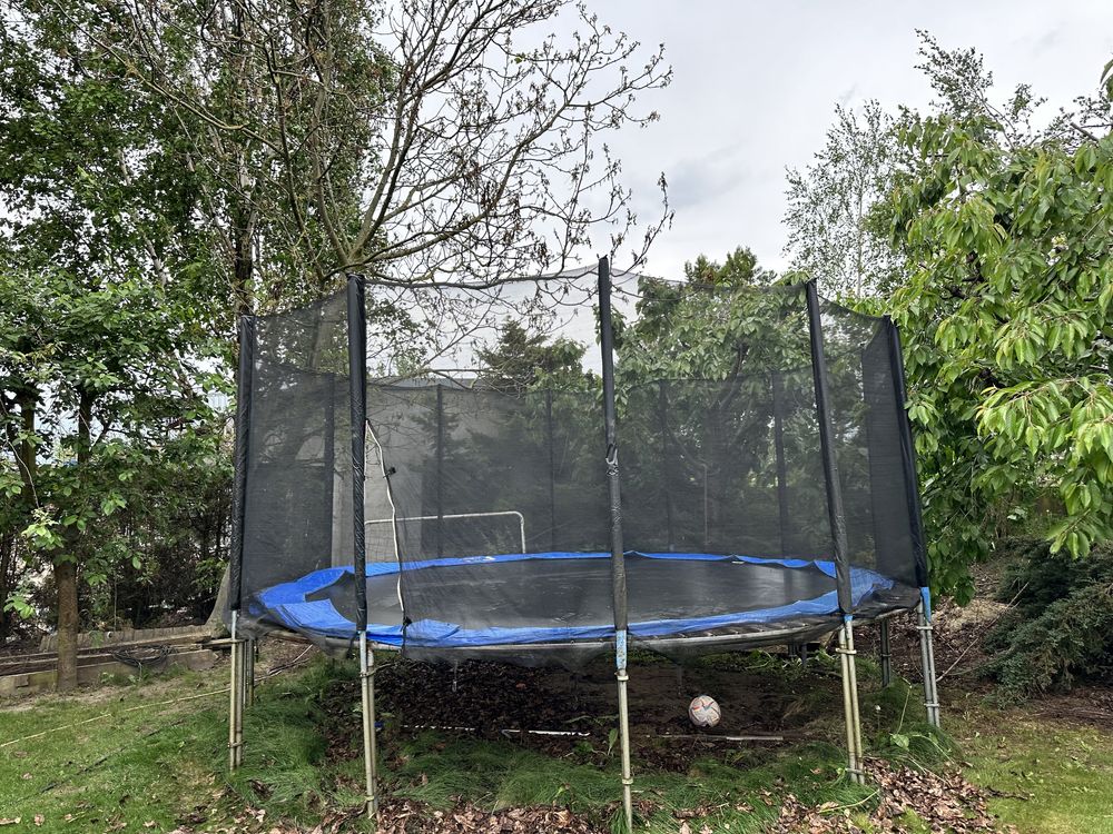 Trampolina ogrodowa 5m