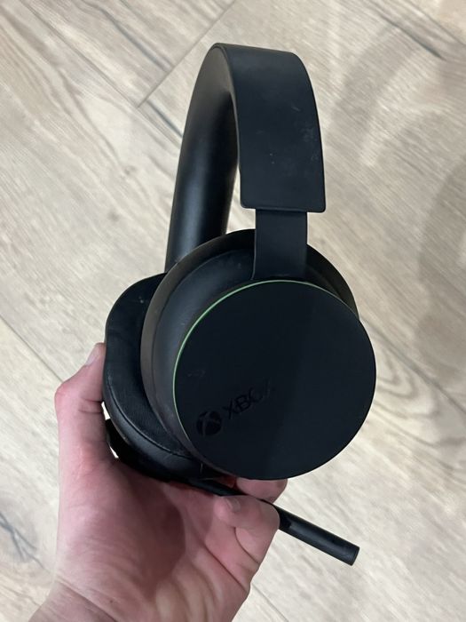 Okazja! Xbox series x + słuchawki i gra
