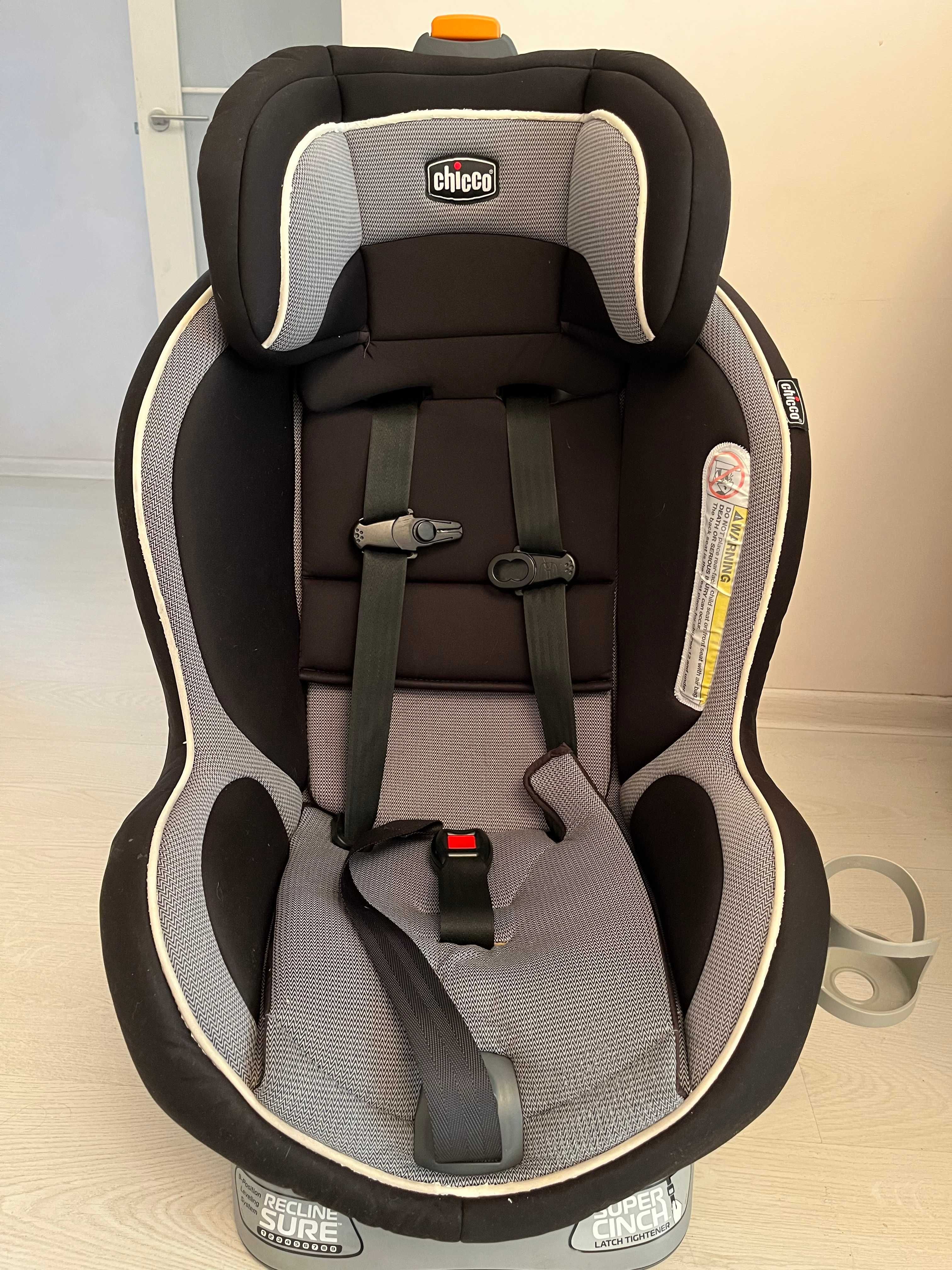 Автокрісло CHICCO NEXTFIT (0-30 кг.) ISOFIX