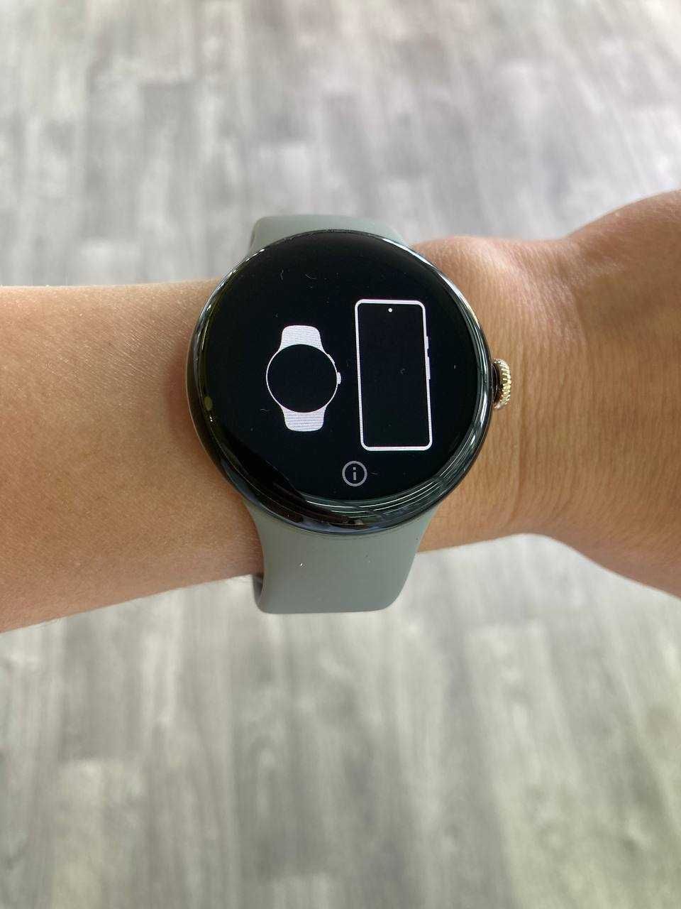 Продам смарт-годинник Google Pixel watch 2