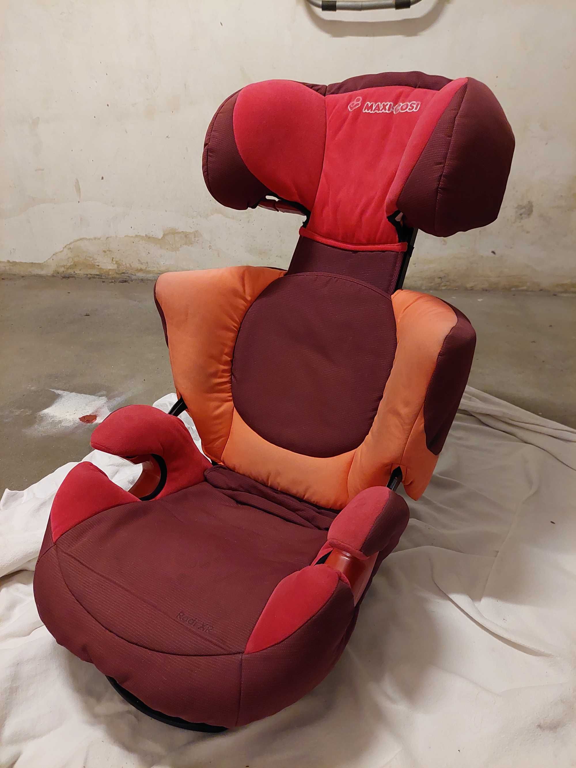 Cadeira auto Maxi-Cosi 4-12 anos