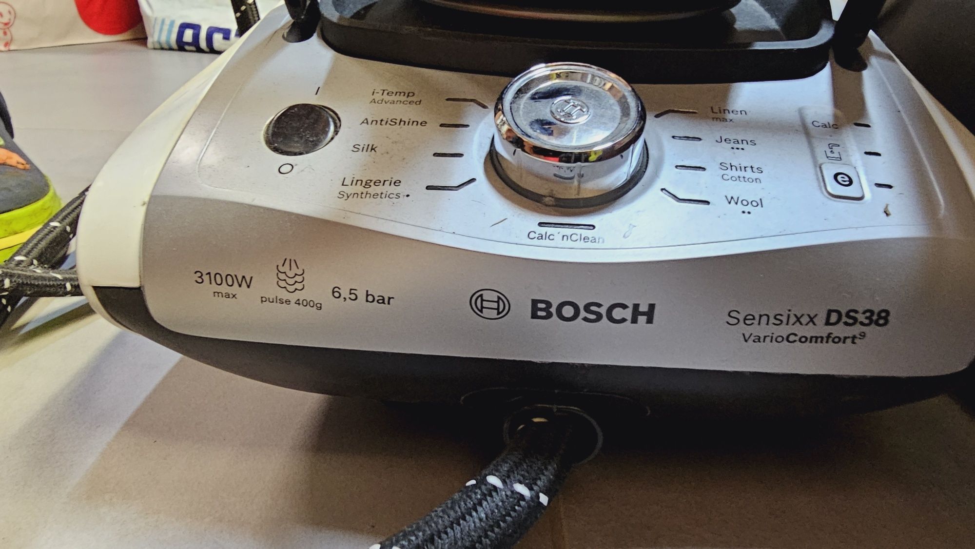 Stacja parowa Bosch 3100W 6.5bar sensixx ds38