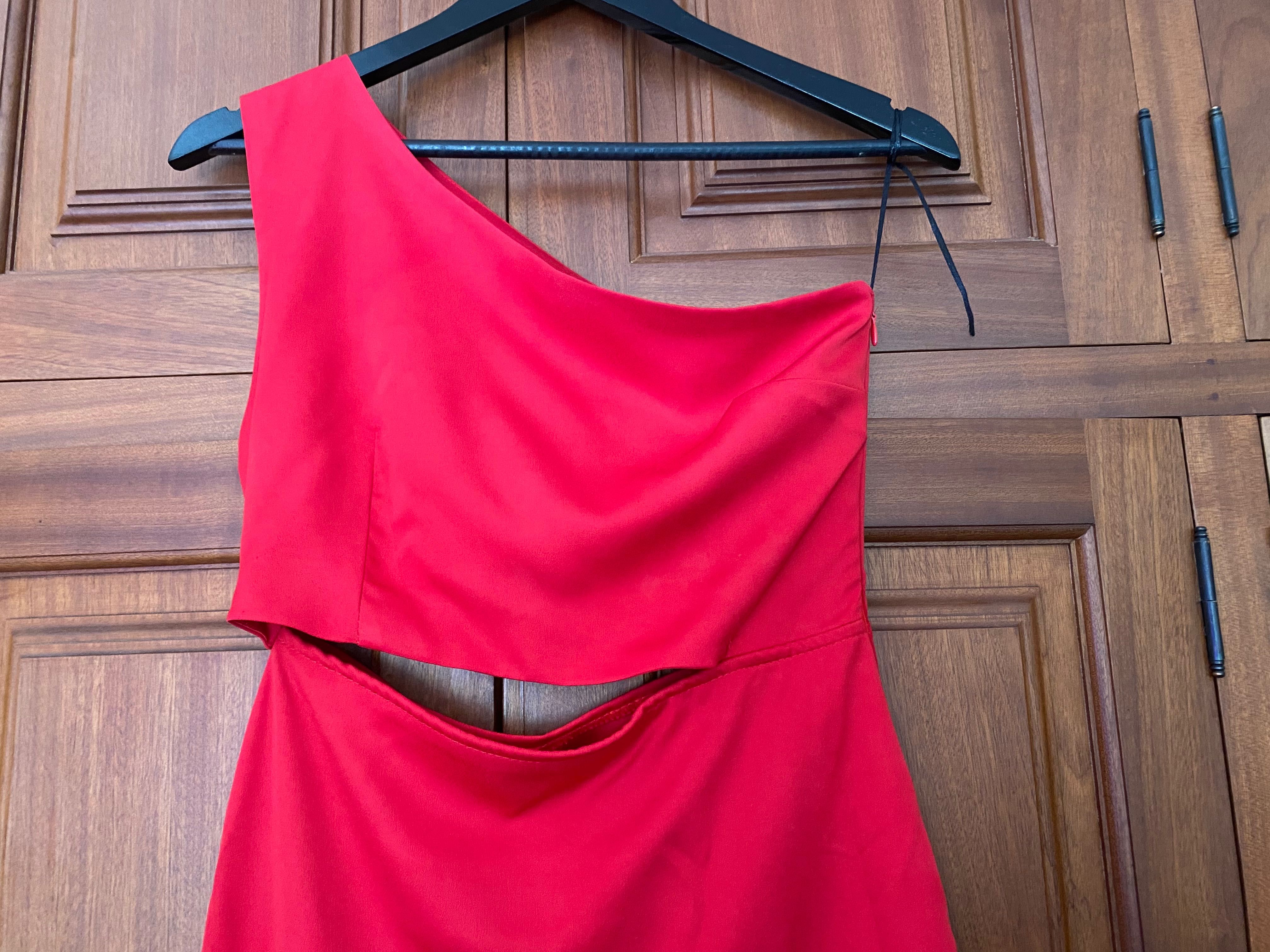 Vestido de cerimónia vermelho