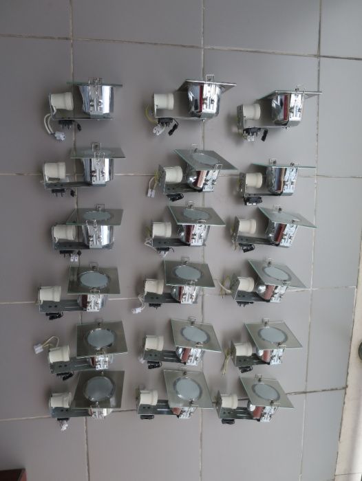 Conjunto de 18 Projetores downlights de encastrar quadrados 12cmx12cm