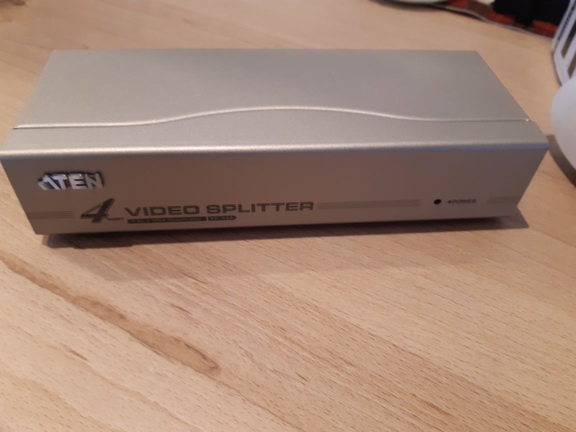 4 Portowy Video Splitter Aten