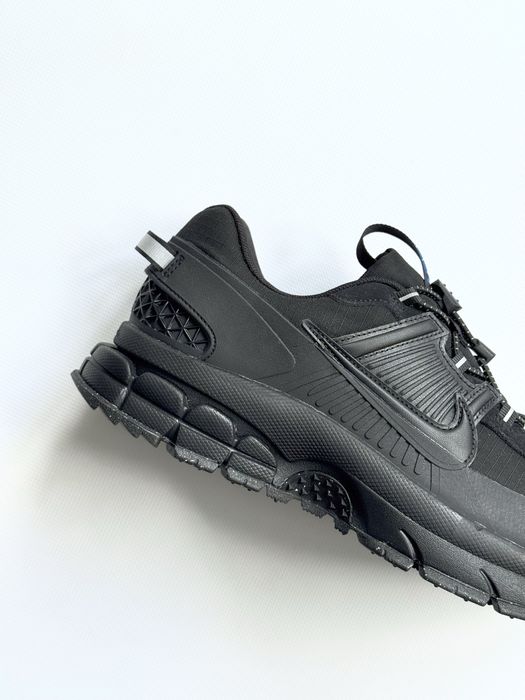 Оригінал | Nike Zoom Vomero 5 Roam Black FV2295-002