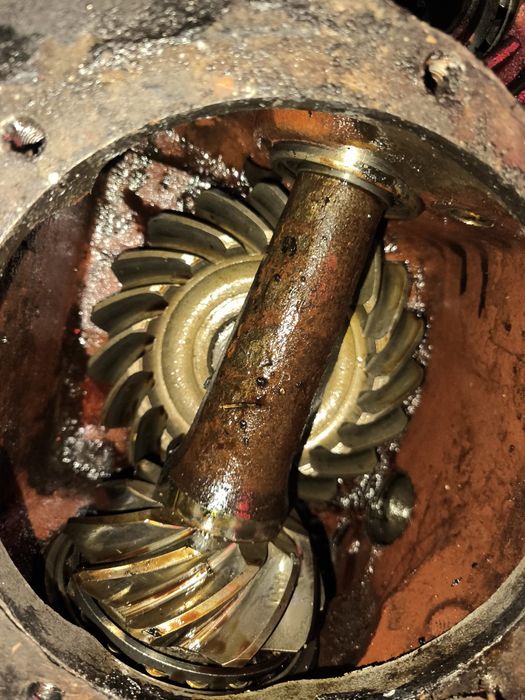 Новий  передній редуктор  Зил 131