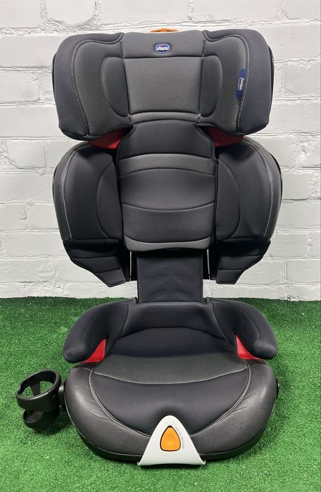 Дитяче автокрісло Chicco Oasys Fix Plus Evo Jet Black. Гарний стан.