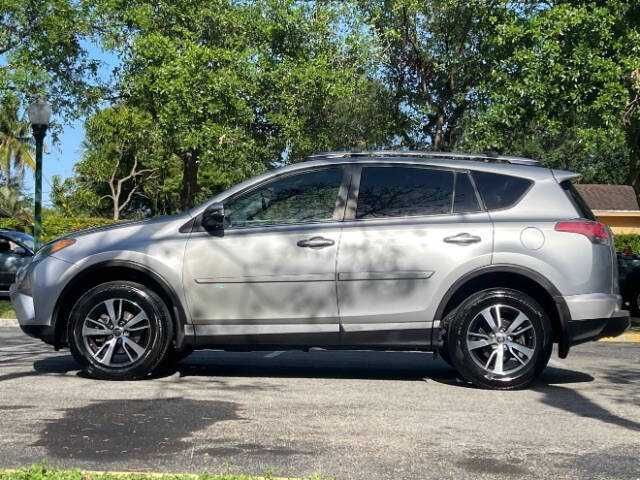 Toyota RAV4 XLE 2018