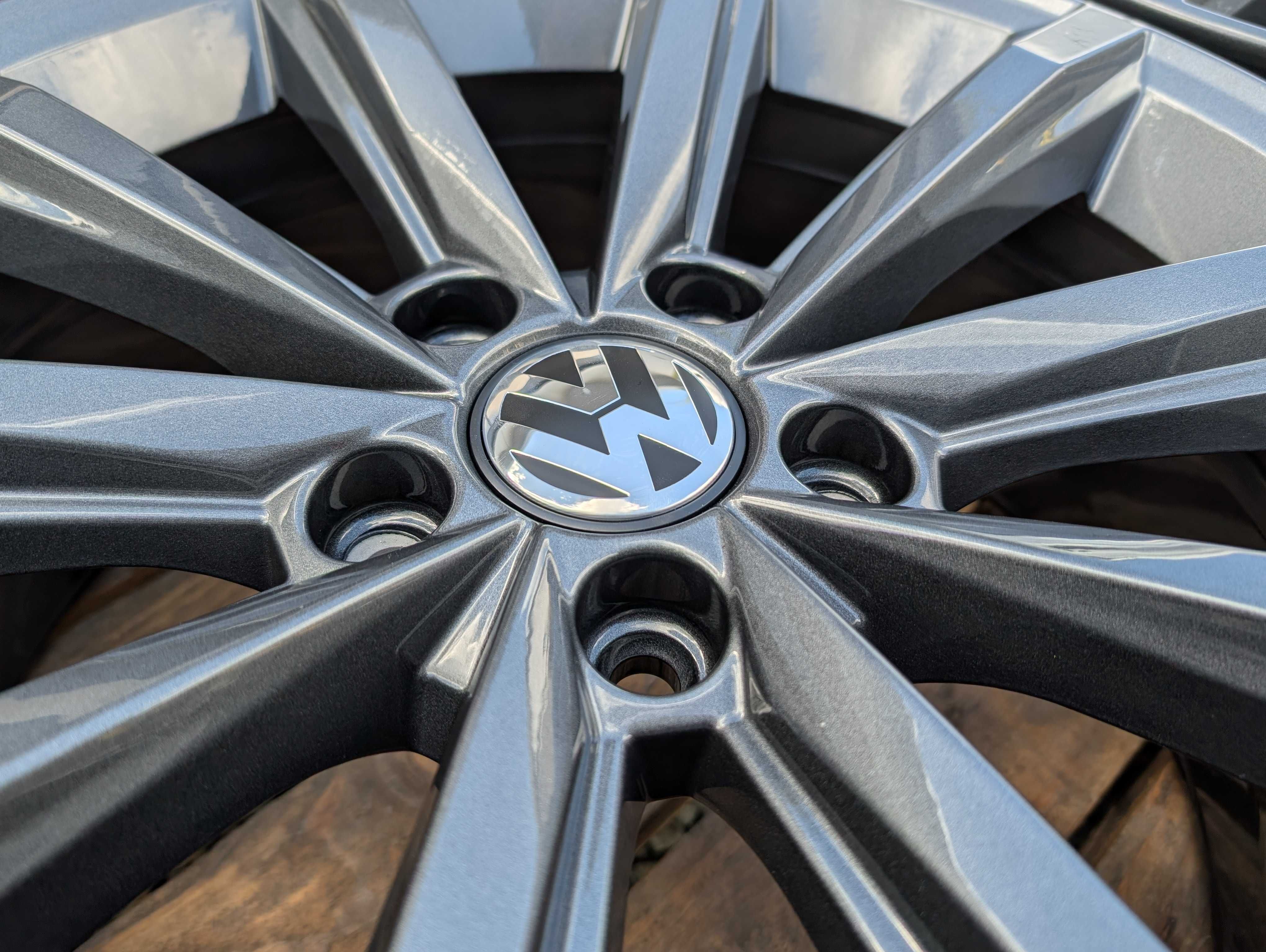 Oryginalne felgi VW Passat 17" 5x112 7J ET40 3G0