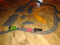 Duży Zestaw: pociągi na baterię, tory, mosty.Fisher Price,Track Master