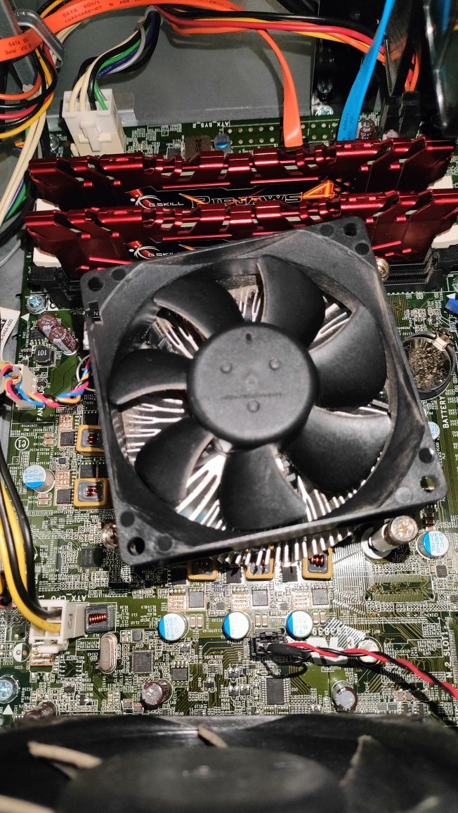 Komputer i7 6700 NVIDIA Quadro 5GB 8GB RAM