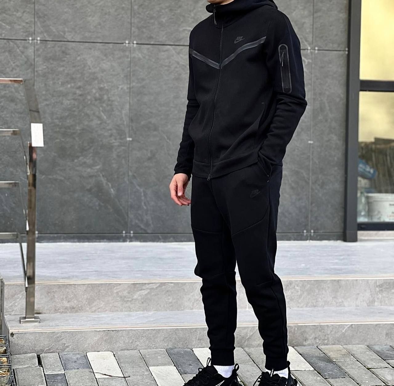 Nowy dres Nike  Tech fleece  rozmiar  XS-XL