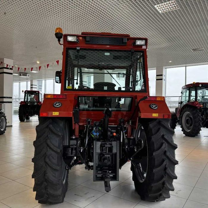 Трактор Tumosan 8005