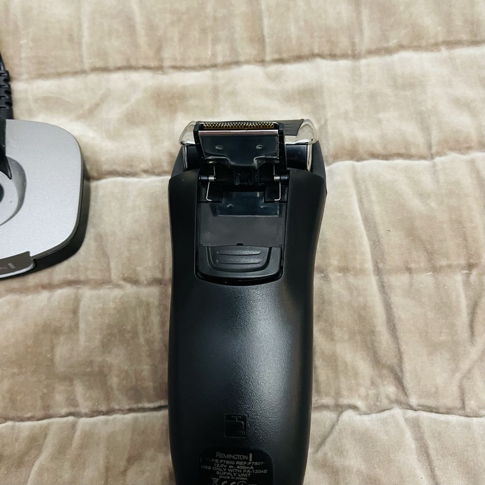 Электробритва мужская Remington F7800