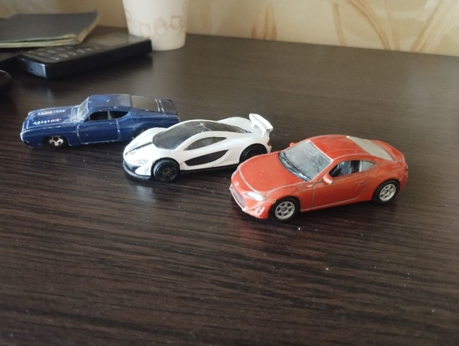Hot Wheels Toyota bmw McLaren Ford Mercedes