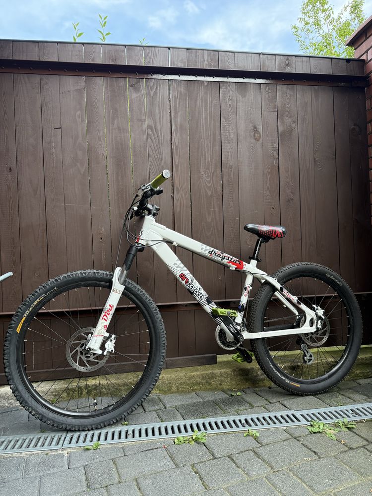 Rower Dirt Dirt Parade 16”