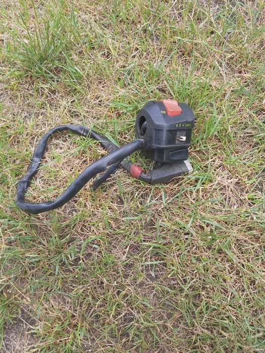 Cagiva mito 125 przelaczik prawy