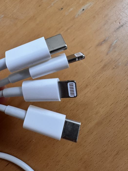 kabel USB-C i Lightning (mam 2, cena za 1)