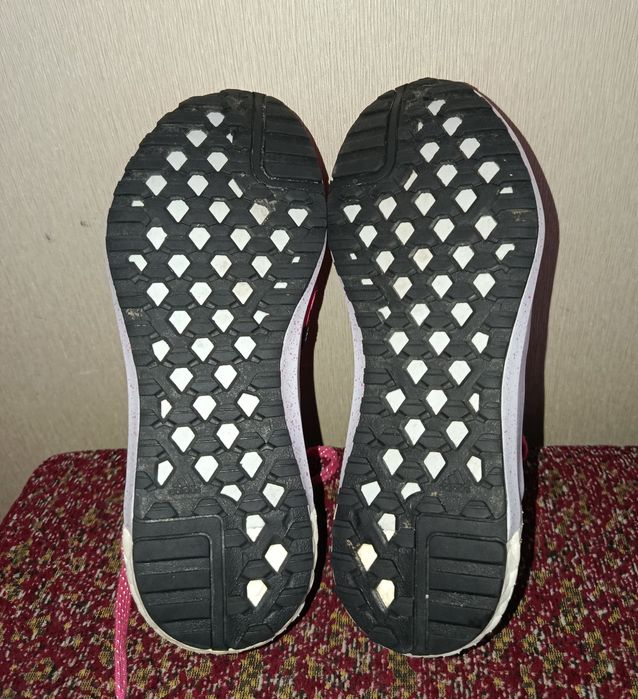 Кросівки фірми Adidas 38 розміру