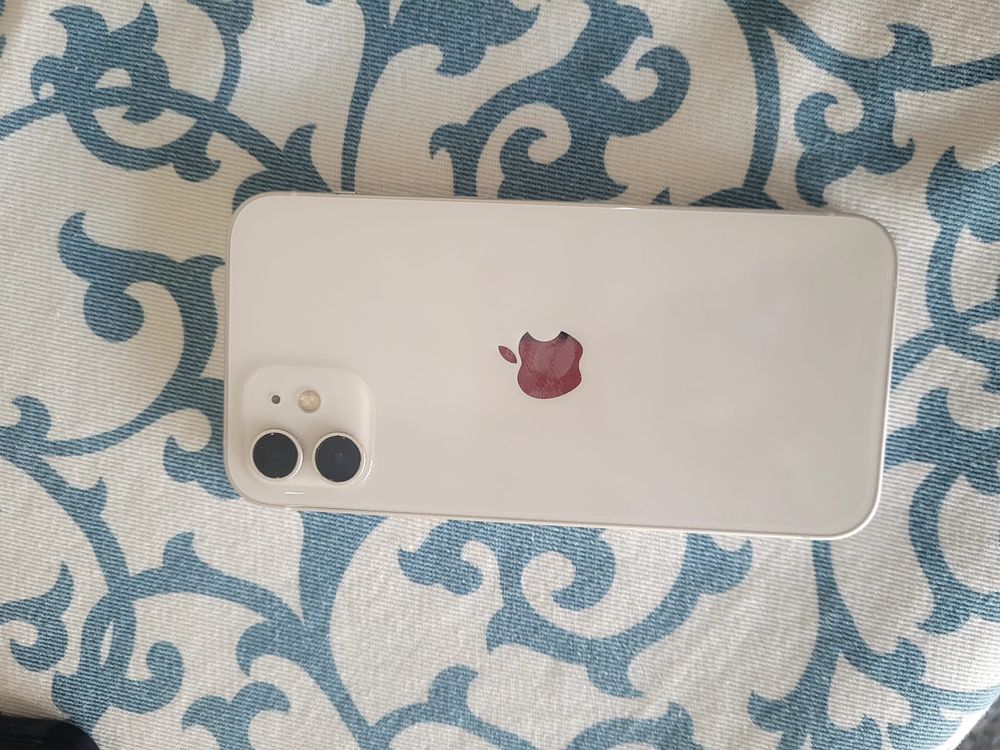Iphone 12 branco 128gb(em muito bom estado )